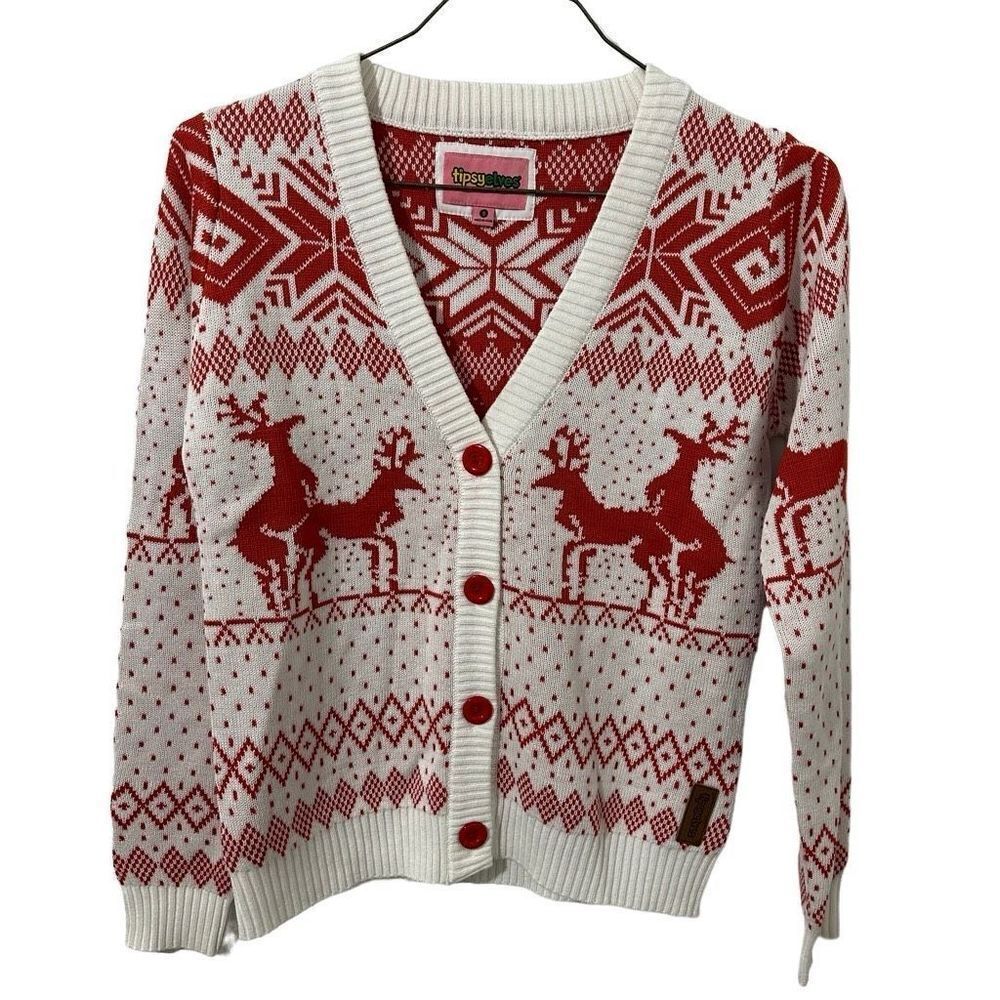 Tipsyelves sweater size S      A520